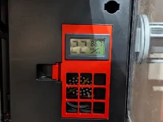 Вентиляционная вставка с гнездом под квадратный датчик влажности