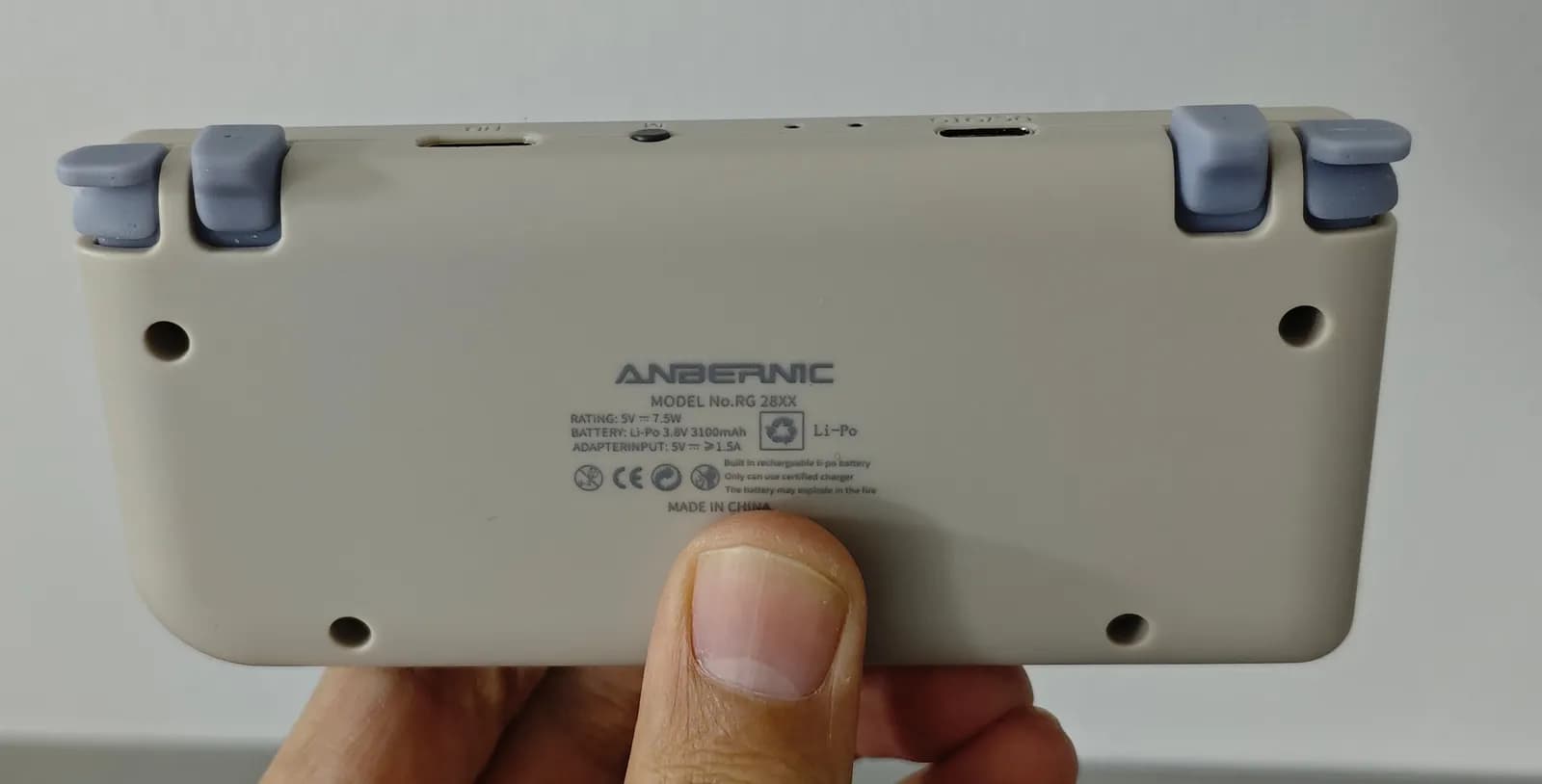 Увеличенные боковые кнопки для портативной консоли Anbernic RG28XX — фото 4