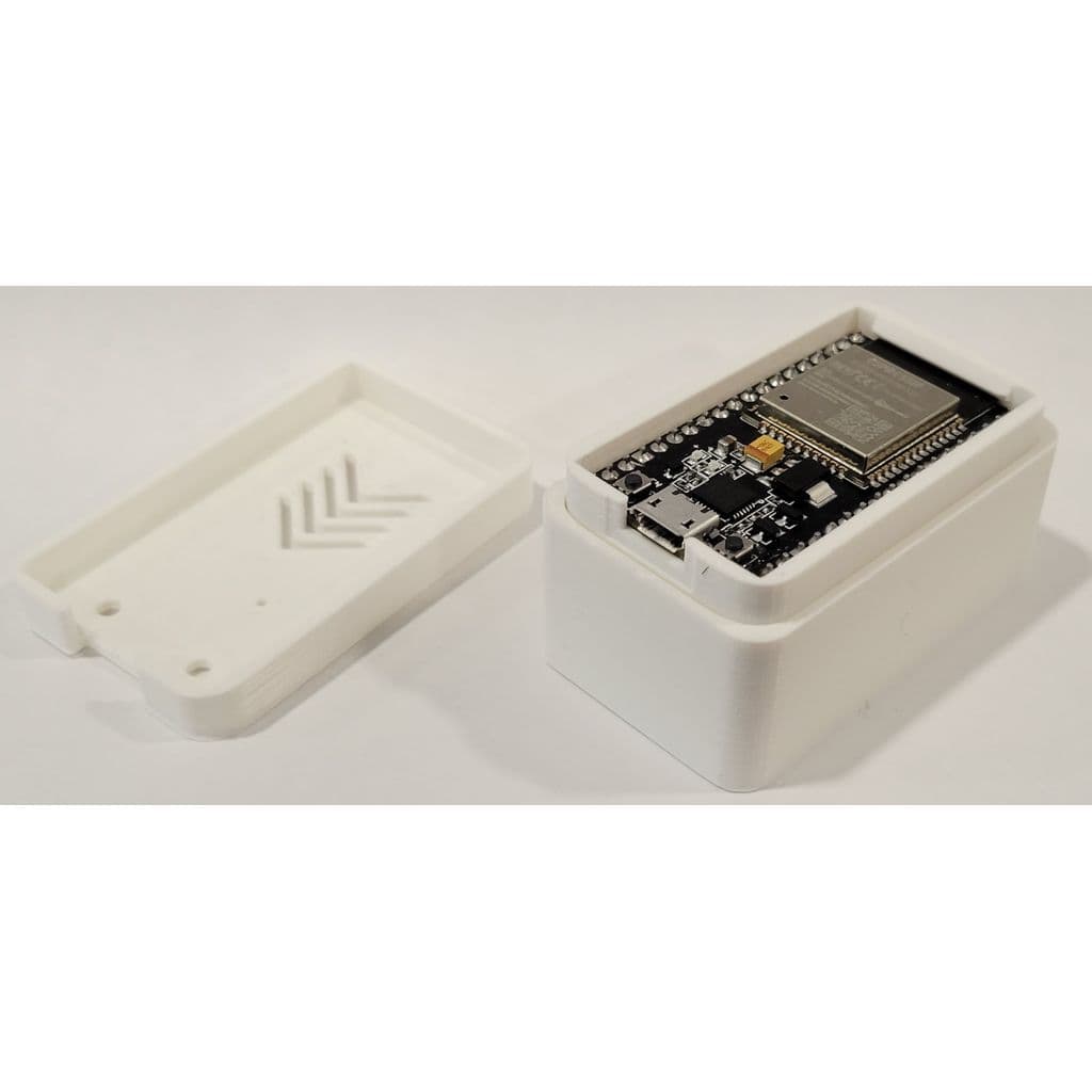 Корпус для платы ESP32 с разъемами