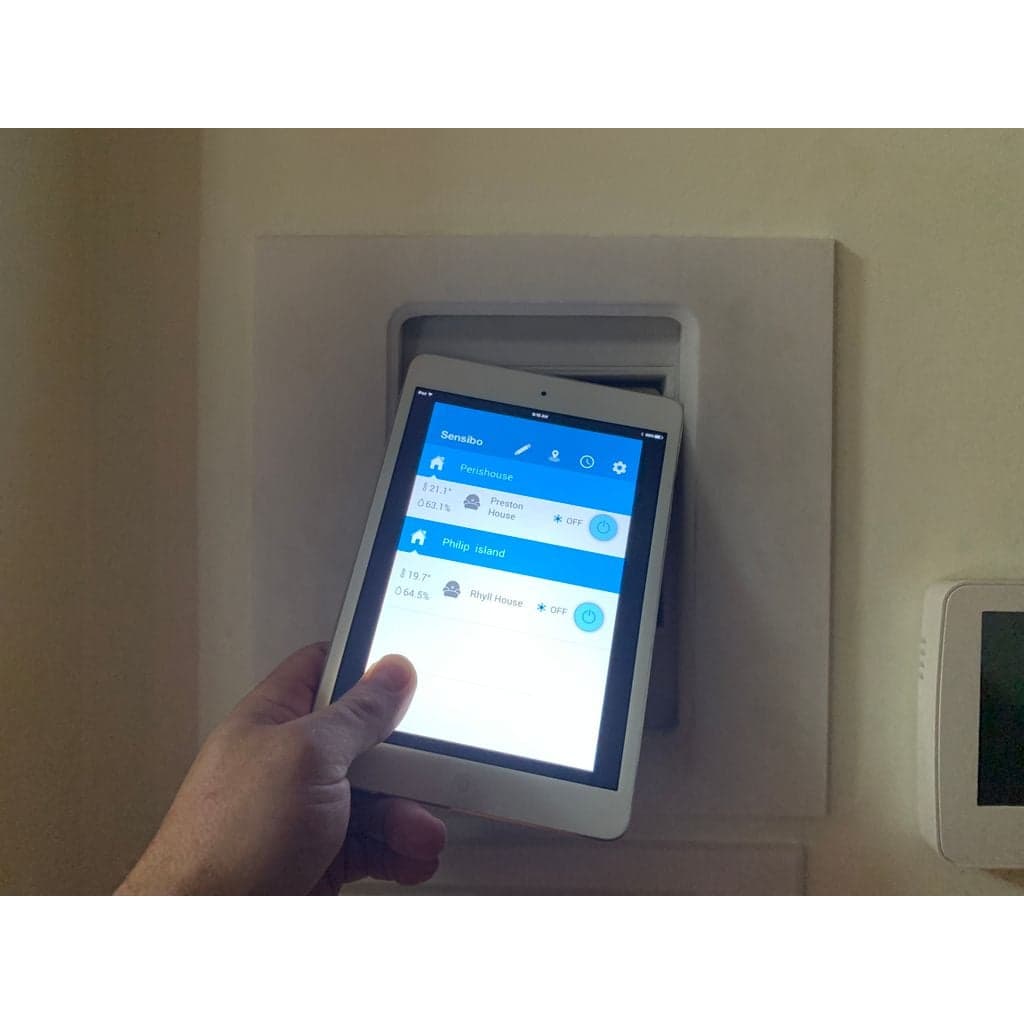 Крепление для планшета iPad mini на стену