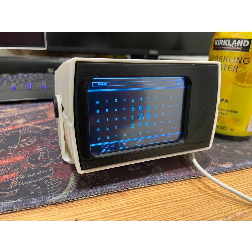 Корпус для Raspberry Pi с тачскрином