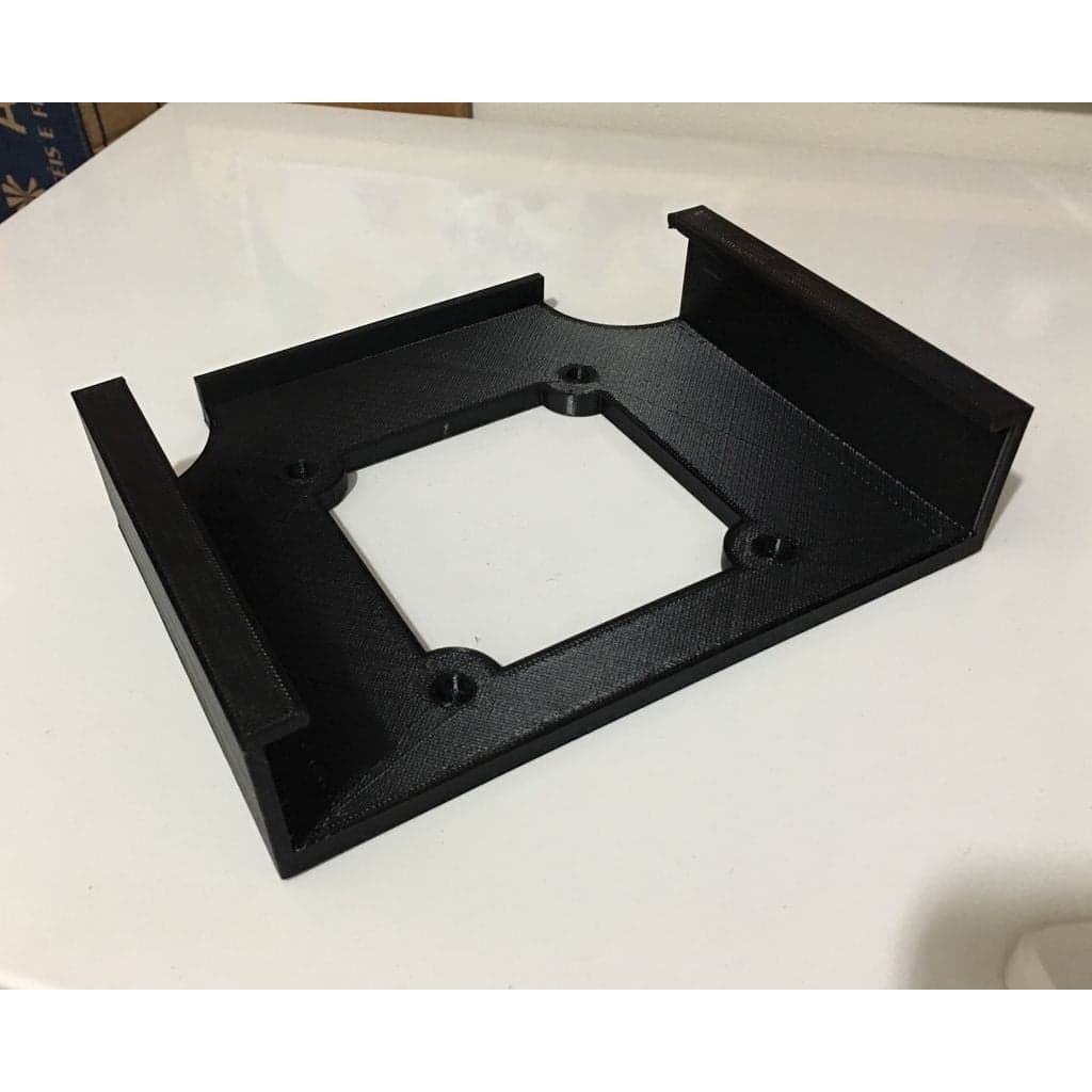 Крепление Mac Mini на VESA 100