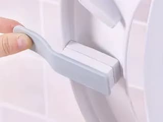 Ручка для подъёма стульчака без касания