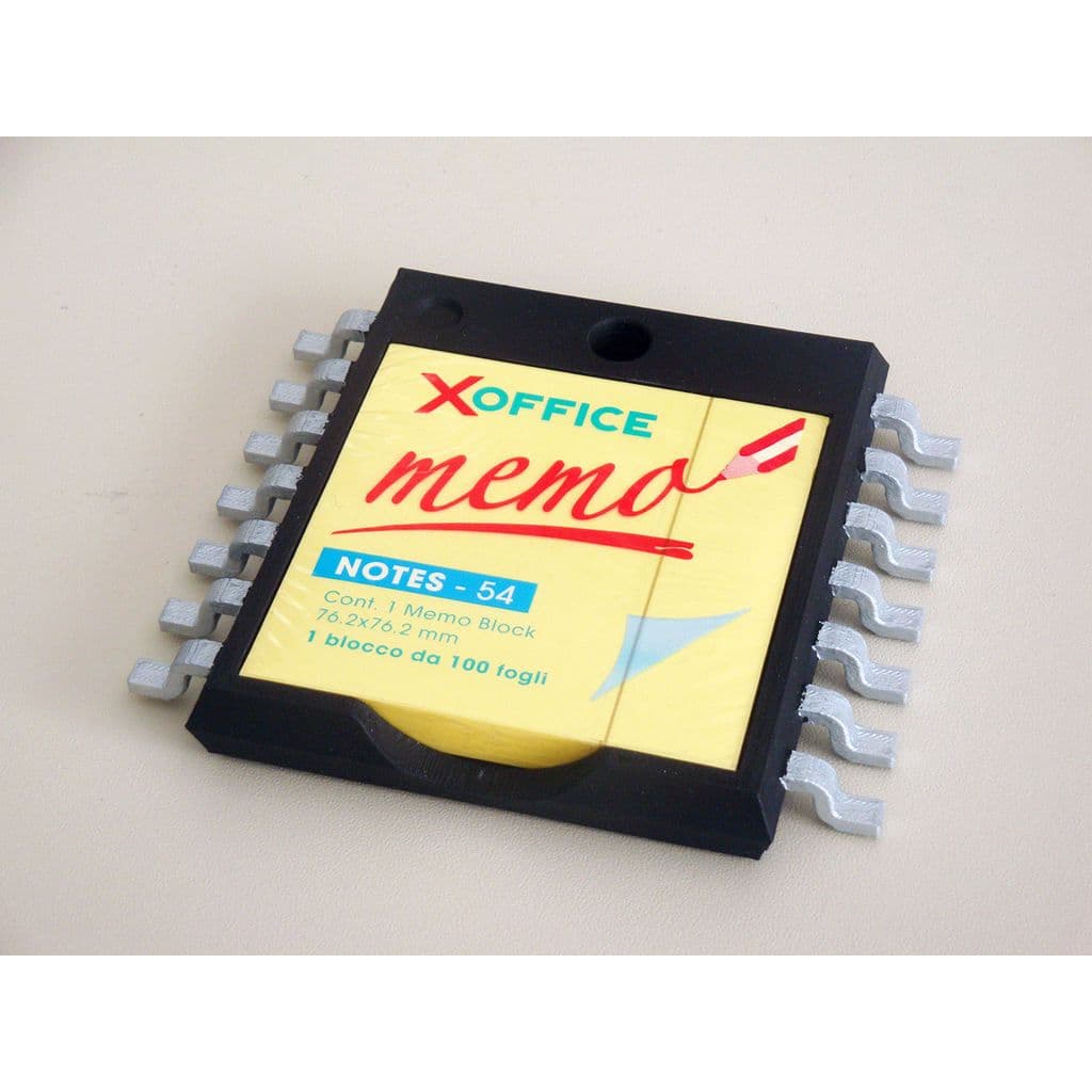 Держатель для заметок Post-it в виде микросхемы