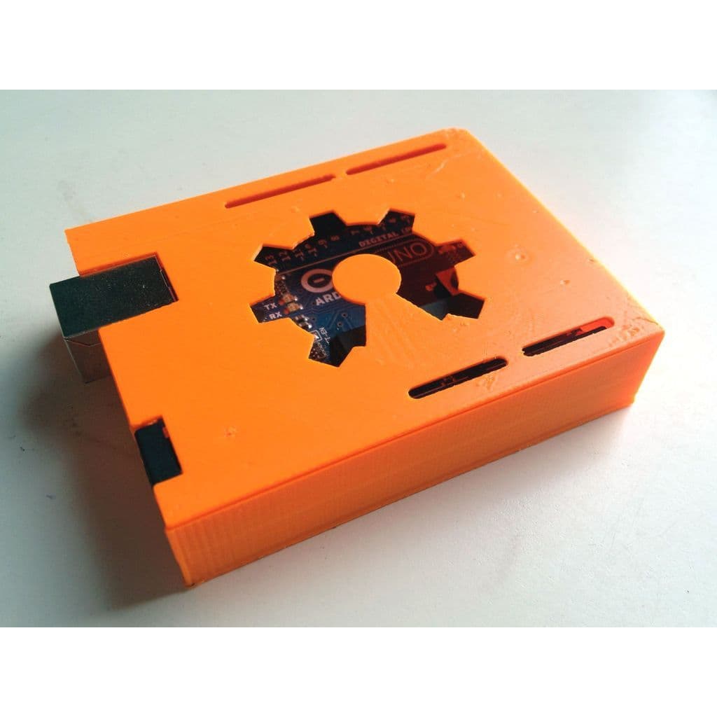 Тонкий корпус для Arduino Uno R2