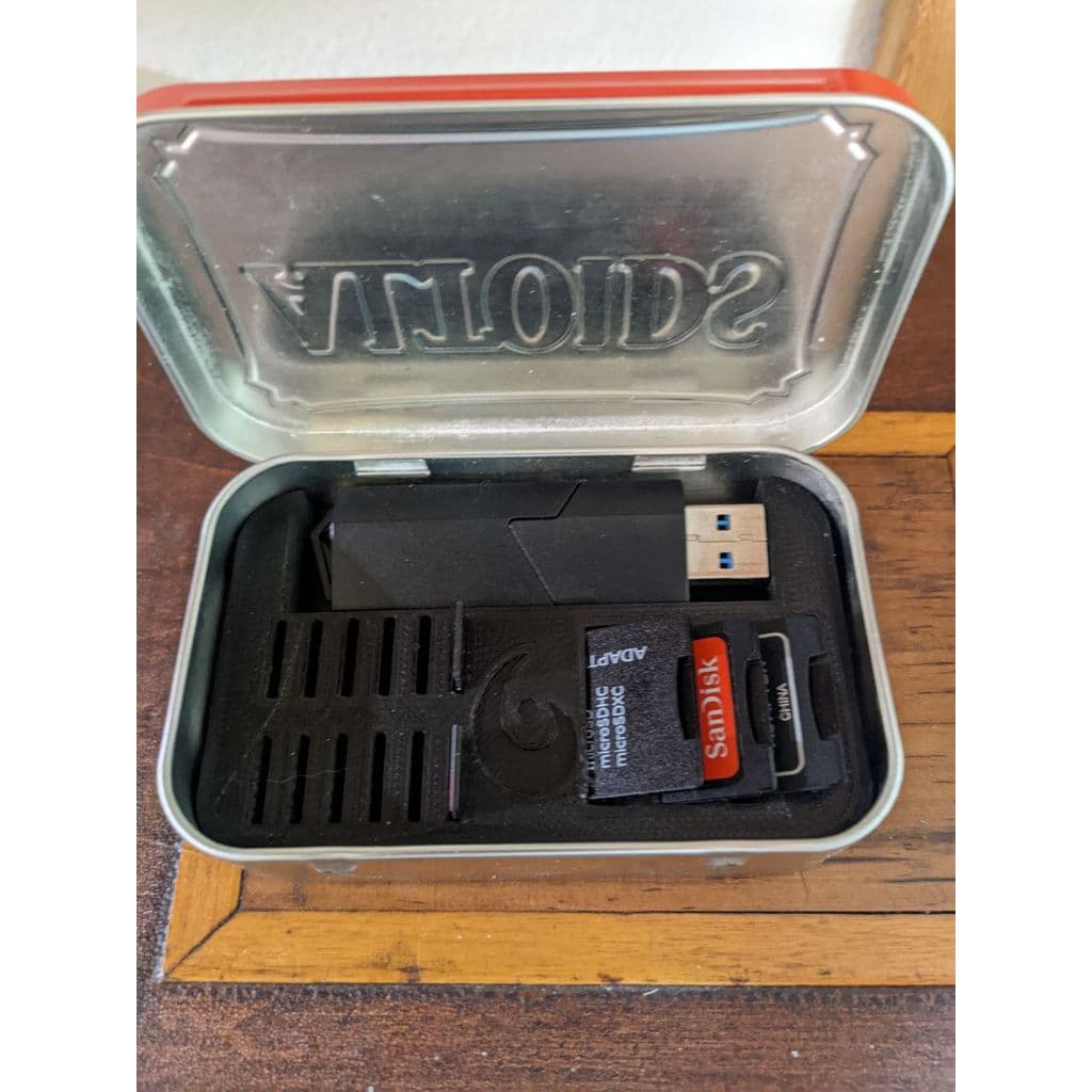 Органайзер для карт памяти в коробку Altoids — фото 2