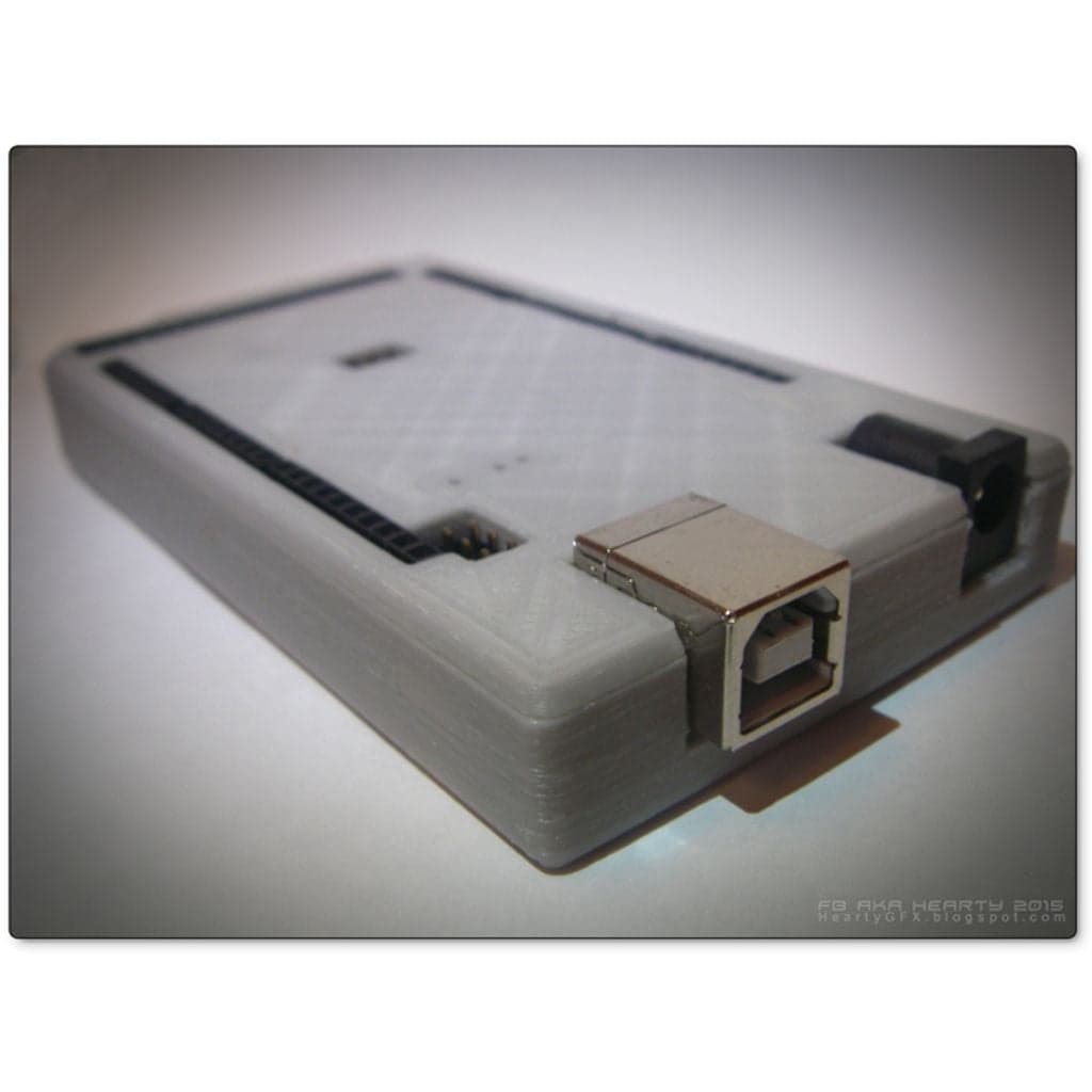 Корпус для платы Arduino Mega с клипсами