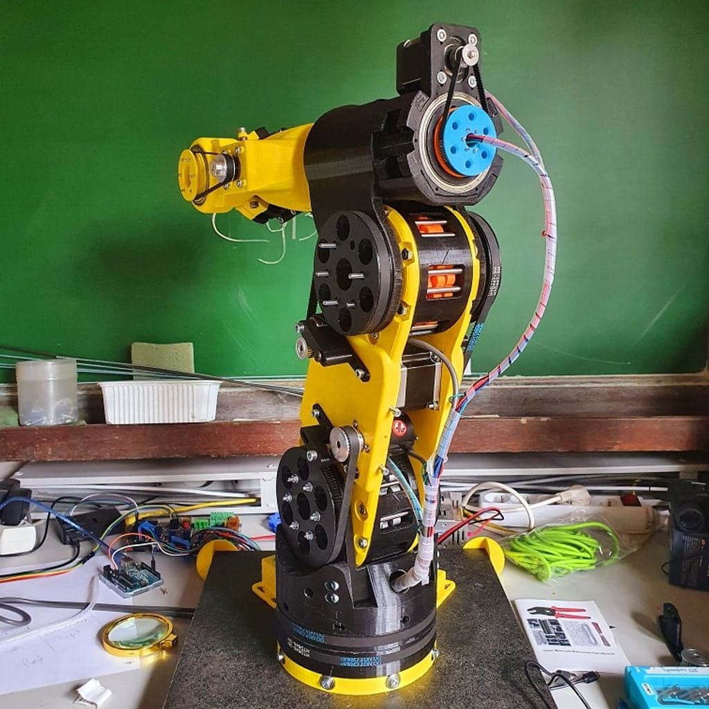 Роботизированная рука CyBot с циклоидальным редуктором — фото 3