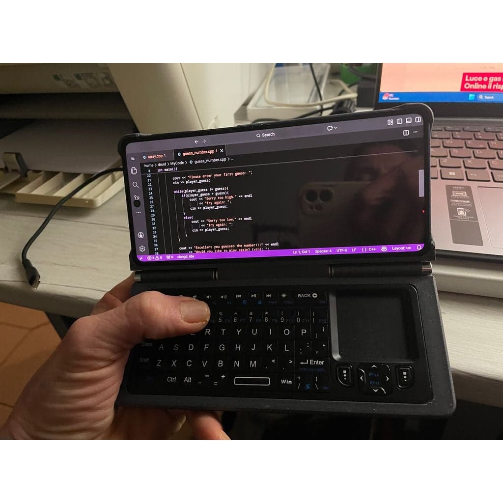 Мобильная рабочая станция для складного смартфона — фото 2