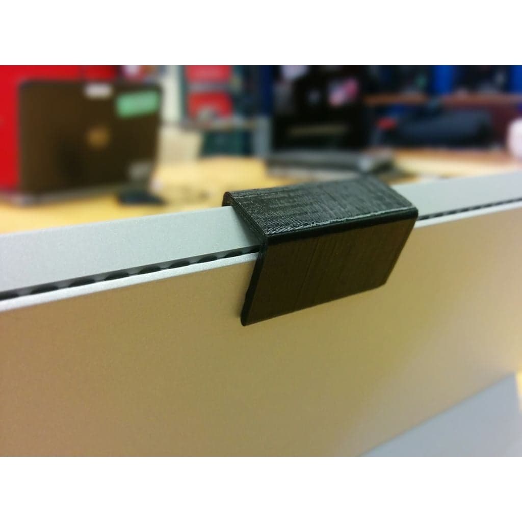 Заглушка камер планшета Surface Pro 3