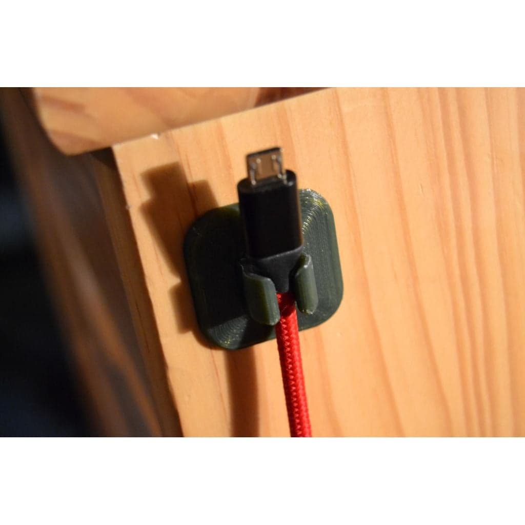 Держатель для кабелей USB